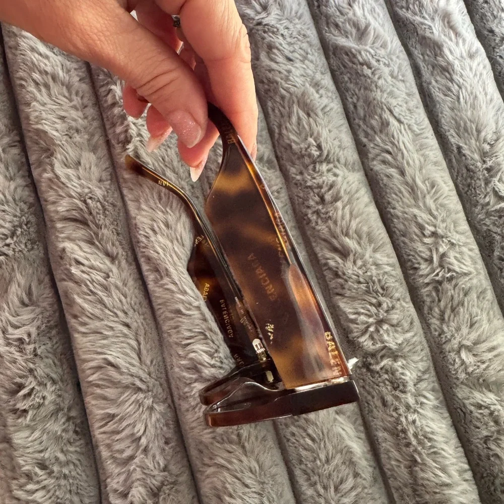 Balenciaga‎ Cat-Eye Sunglasses – Tortoiseshell Logo Frame - Picture 10 of 12